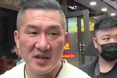 台网红“馆长”：藏海传在台湾火疯了