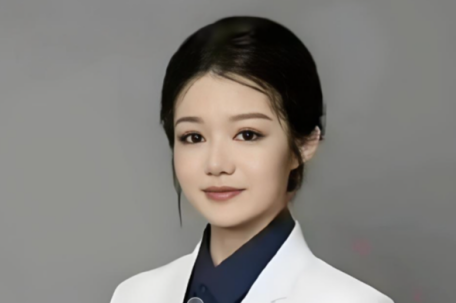 曝董袭莹不符合“协和4+4”要求