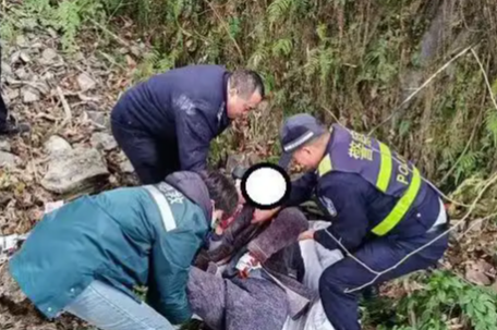 一家3口遇堵车 丈夫下车后离奇失踪