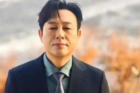 疑似张颂文打工作人员手机