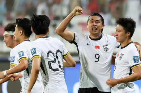 国足将身穿白色球衣客战印尼