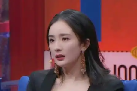 杨幂：女性先做好自己再做好妈妈 