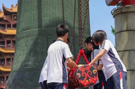 全国多个景区为中、高考生送福利