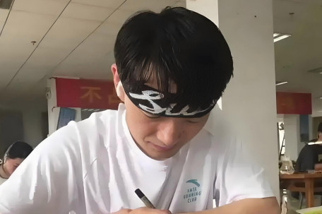 故意考0分男子第四次参加高考