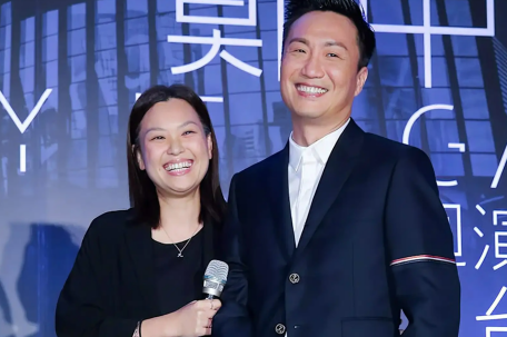 郑中基宣布离婚