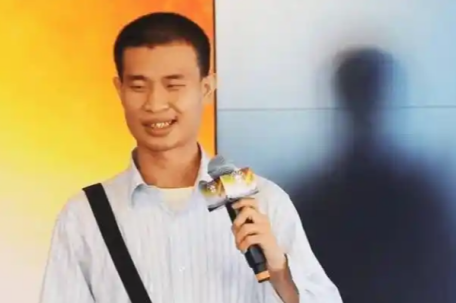 说好的韦神附体 怎么附试卷上了 