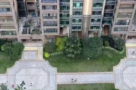 清远地震致广州一幢楼被震歪?假