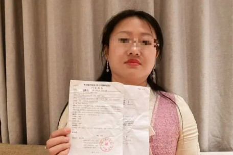 女子因男友已婚报警 反被送精神病院