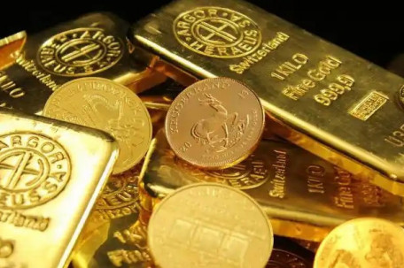 金价大跌 商家称不如上涨时卖得好