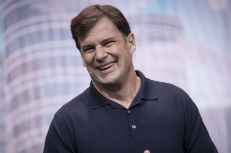 福特CEO：中国电动车让我自惭形秽