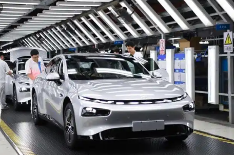 国常会：规范新能源汽车产业竞争秩序