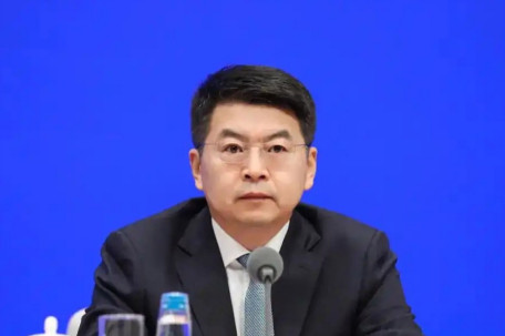 费东斌被查 交通运输部连夜表态