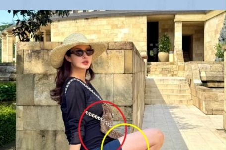 杨采钰晒近照孕肚明显