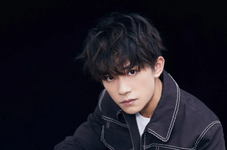 易烊千玺演唱会主题礐嶨怎么读