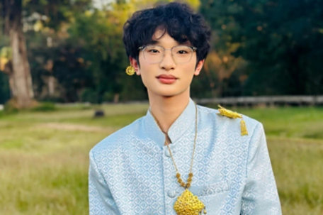 网红钟美美再谈被家暴落泪