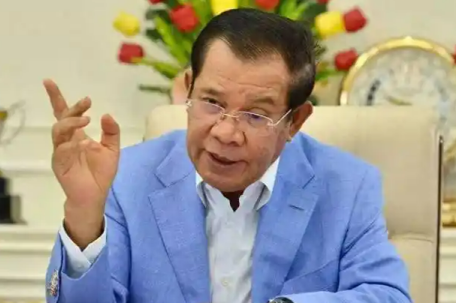 洪森回击他信：奉陪到底