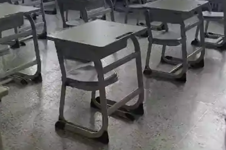 考生高考被单独分到一个教室
