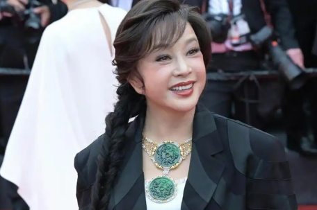 刘晓庆回应现金和珠宝被偷：拿去吧