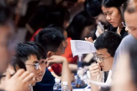 找张雪峰报志愿 又涨价了