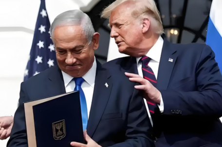 牛弹琴：特朗普又改主意了 