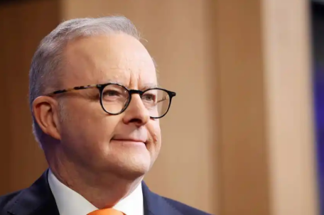 美国阴影笼罩下 澳总理开启访华行