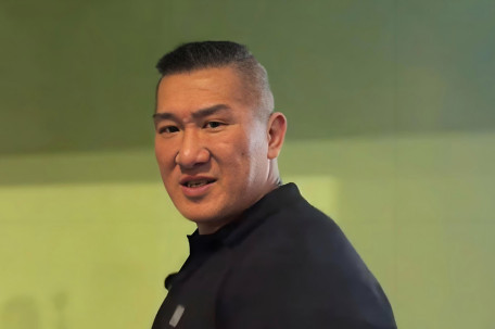 台网红“馆长”回顾大陆游几近哽咽