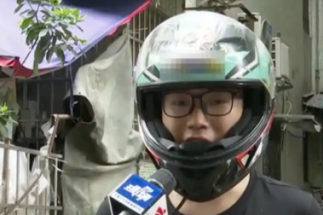 母女频繁高空抛物有邻居戴头盔出门