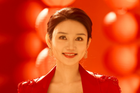 央视主持人龙洋有新身份