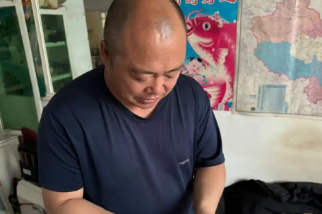 农民工与被告同名 银行卡被冻结600万