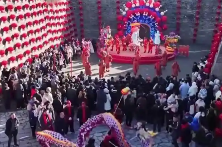 张灯结彩辞旧岁 喜气洋洋迎新春