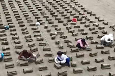 聚焦就业教育等民生保障最关键问题