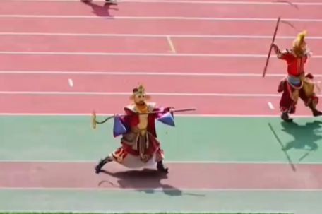 “唐僧师徒”现身苏超