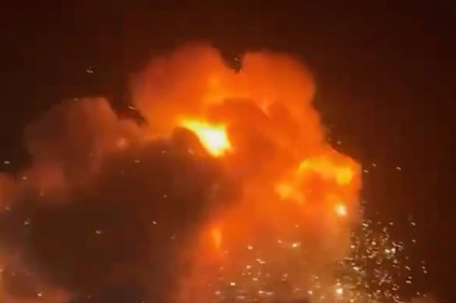 现场：印向巴发射导弹 巴击落印战机