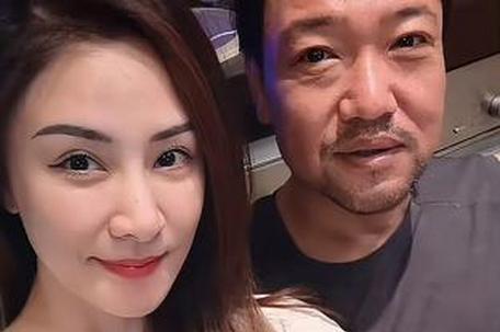妻子曝贾冰减重秘籍