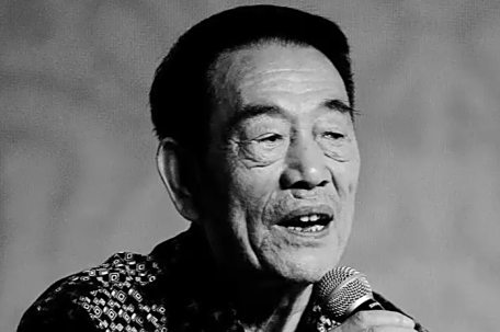 餐馆称杨少华参加剪彩时无异常