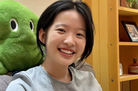 酷似林依晨的曼联女孩高考出分