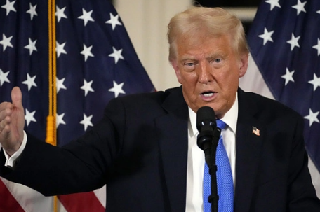 特朗普致电以总理 要求停止攻击伊朗