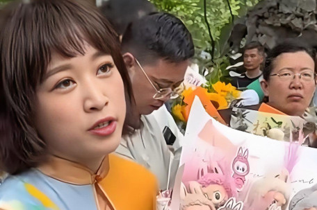 妈妈带顶流LABUBU花束接高考女儿