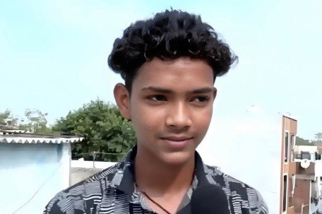 印度坠机视频拍摄者称再不敢坐飞机 