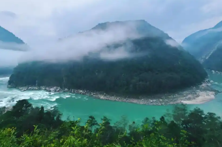 新水电站相当于3个三峡 9支股票沸腾