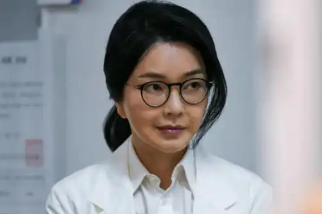 金建希入院原因曝光：抑郁症症状严重