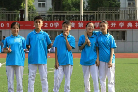 五胞胎同时高考 