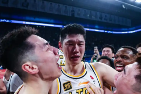 广厦成CBA史上第8支总冠军球队