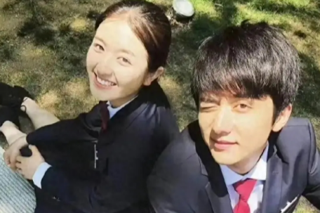 曝张新成李兰迪已分手