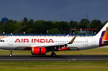 印度航空一航班因炸弹威胁紧急降落 