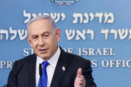 内塔尼亚胡真中毒了还是在演戏