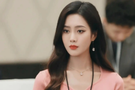 演员王梓薇买别墅了