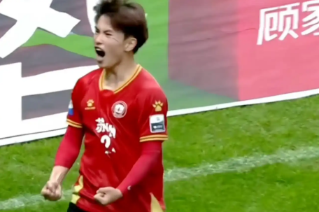 17岁小将梅开二度 苏州3-0扬州