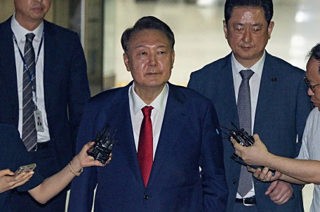 律师：尹锡悦虚弱到连楼梯都爬不动