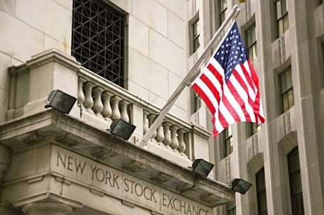 华尔街巨头竞相拥抱稳定币